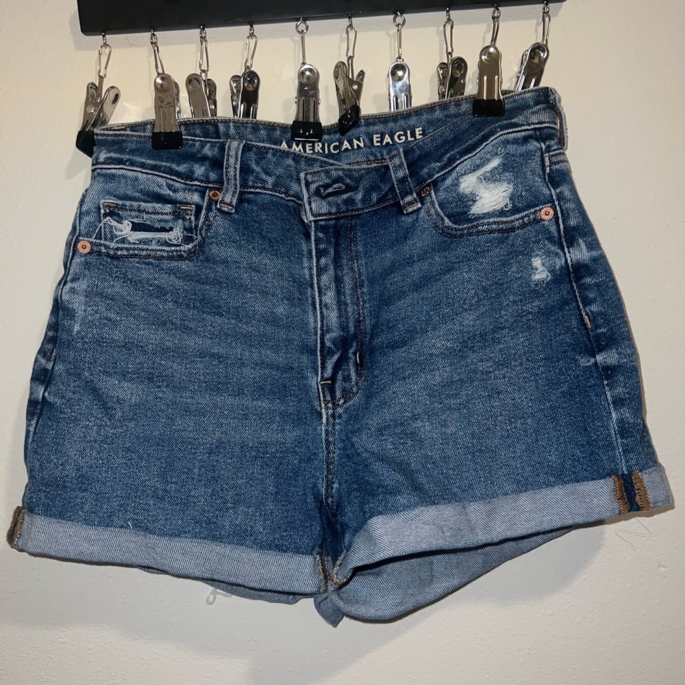 Medium Wash American Eagle Shorts